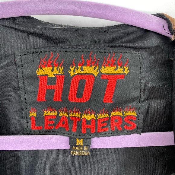 Hot Leathers Brown and Black Fringe Vest - Picture 2 of 10